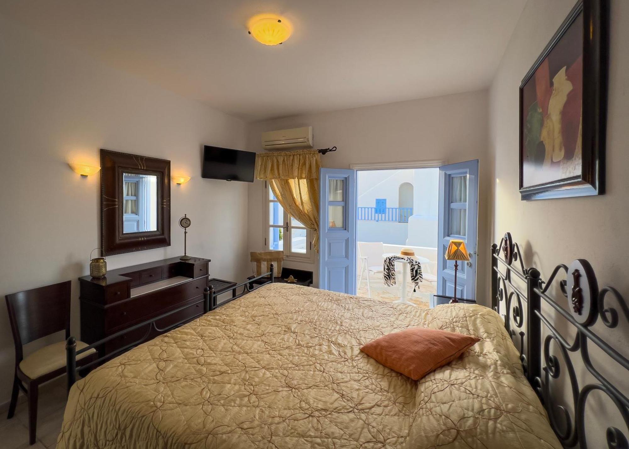 Chora Resort Hotel & Spa Folégandros Екстериор снимка