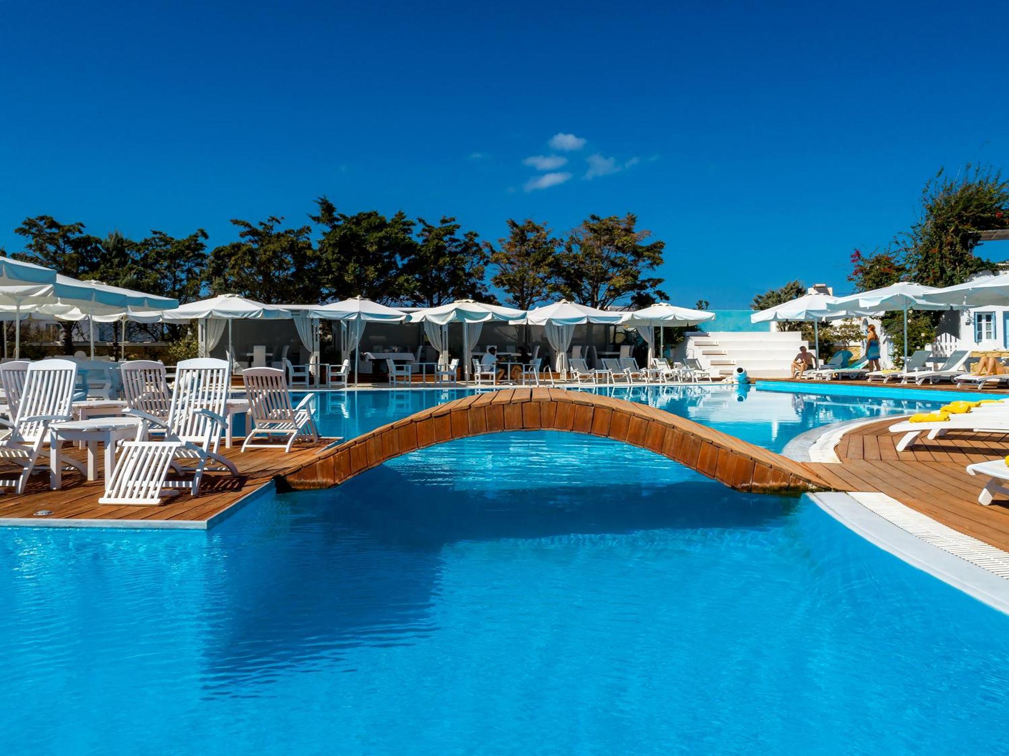 Chora Resort Hotel & Spa Folégandros Екстериор снимка